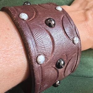 Ennelle Brown Leather Bracelet with White Turquoise and Gunmetal Studs